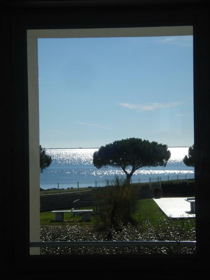 Ferienwohnung Port Mezua Mèze Exterior foto
