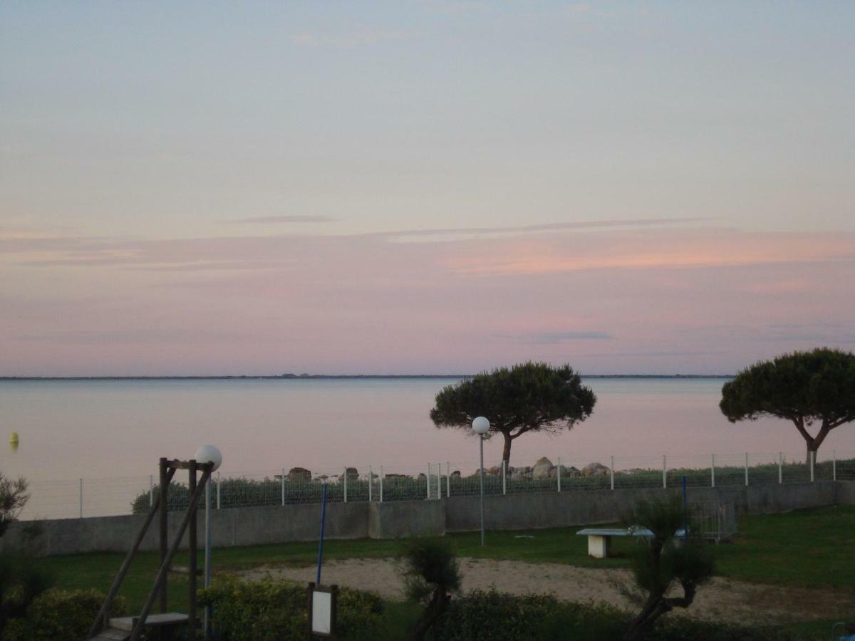 Ferienwohnung Port Mezua Mèze Exterior foto